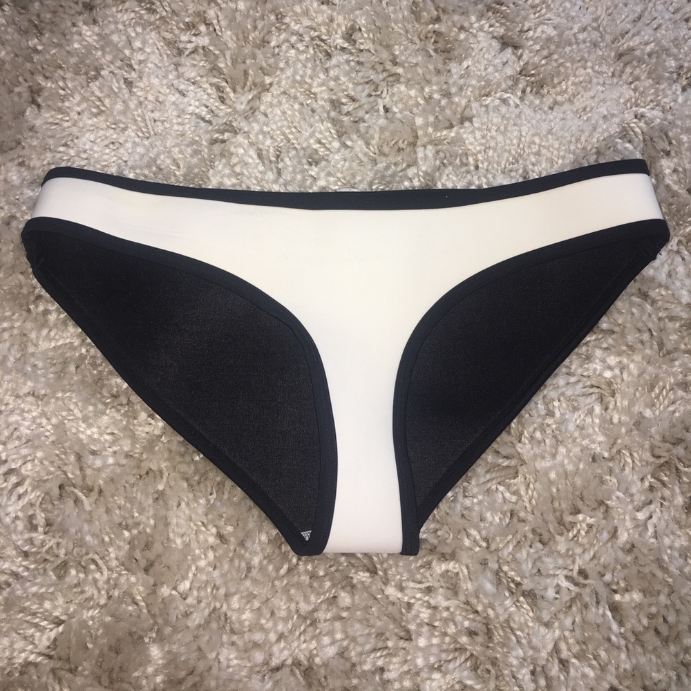 Triangle Indiana Ice bikini bottoms