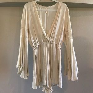NEW Elan - Boho Long Sleeve Crochet Romper - Cream