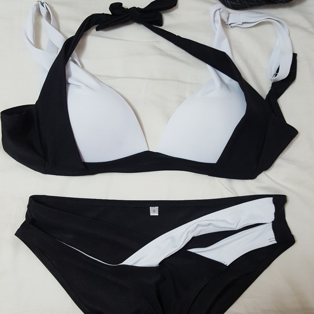 Black and white swim suit