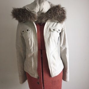 Fitted BB Dakota Jacket