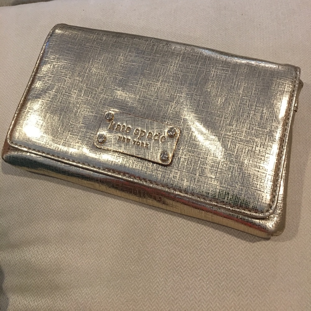 Like new Kate spade clutch