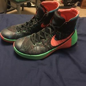 Nike 2015 hyperdunks