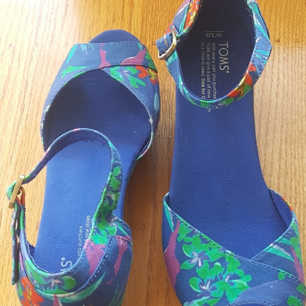 Toms bird of paradise platform/wedge