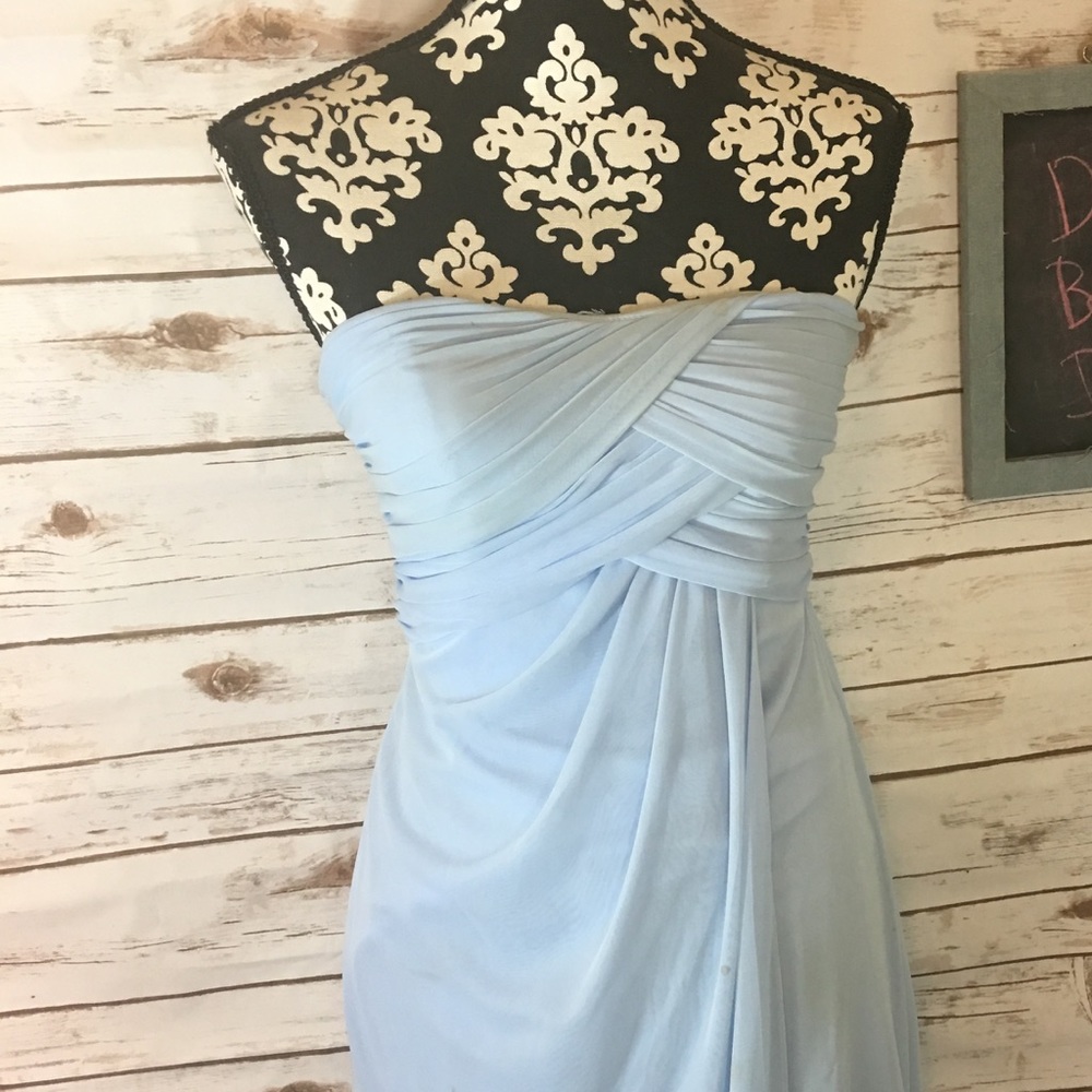 Davids Bridal baby blue strapless dress 👗 Size 0