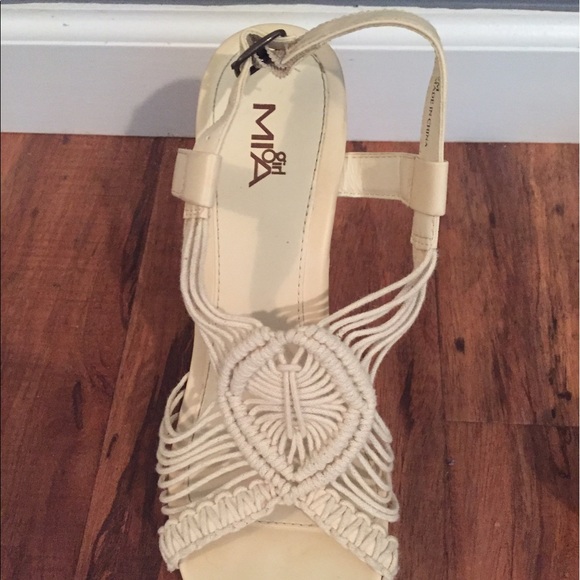 Women's Wedges - Picture 2 of 3