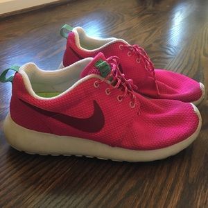 Nike Roshes