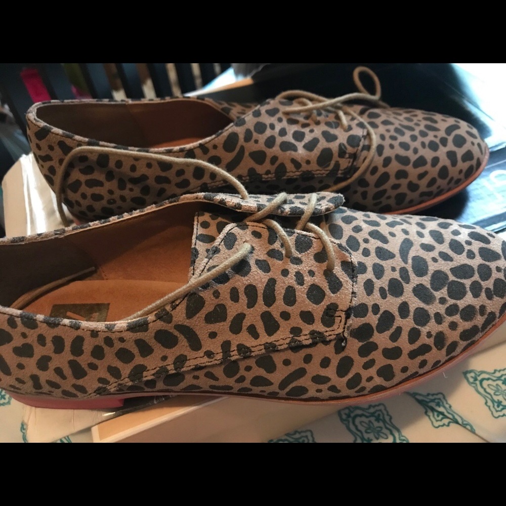 Dolce vita cheetah sneaker