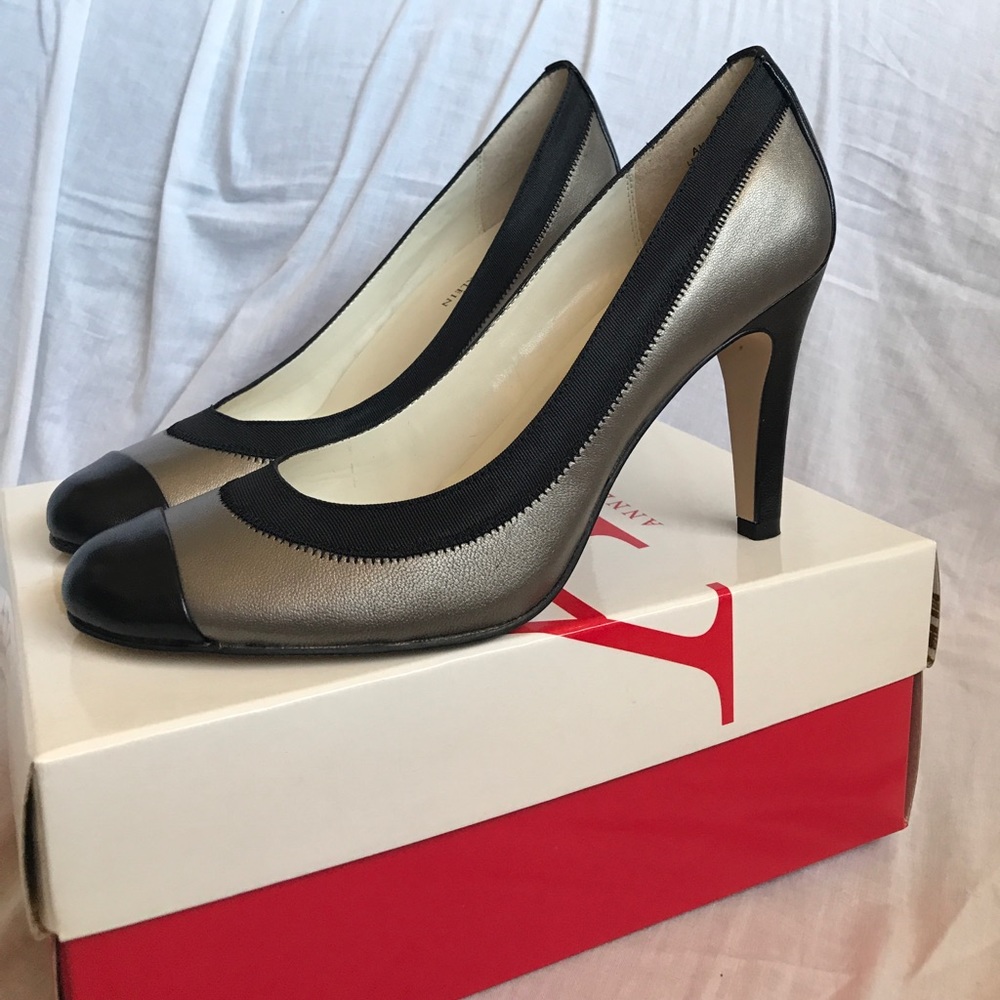 Anne Klein Pewter and Black Pumps