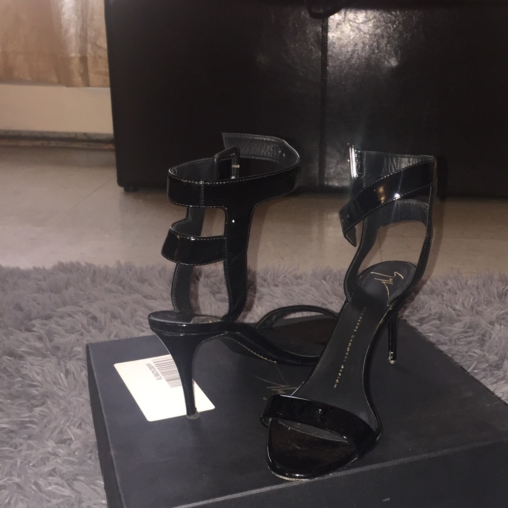 Giuseppe Zanotti Coline