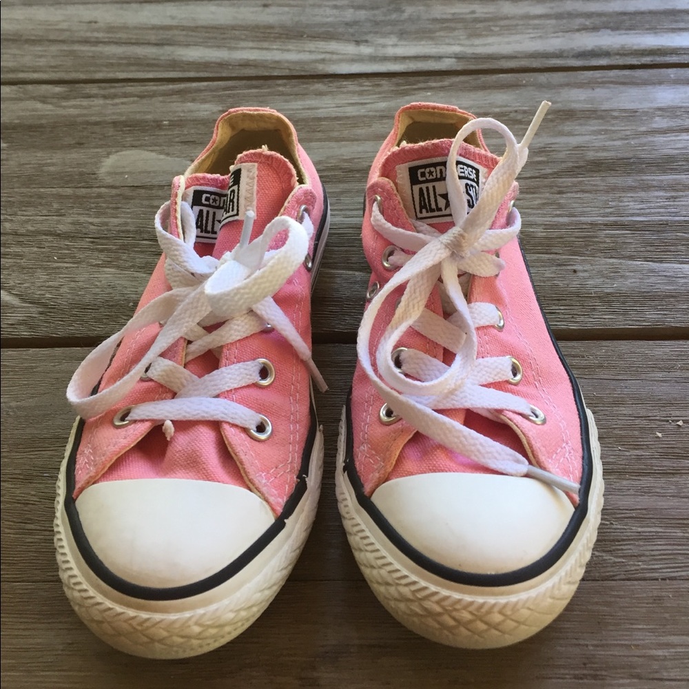 Converse Pink sneakers