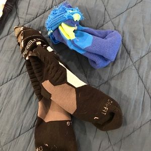 Nike dri fit socks bundle.