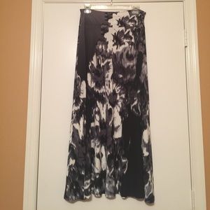 Maxi skirt