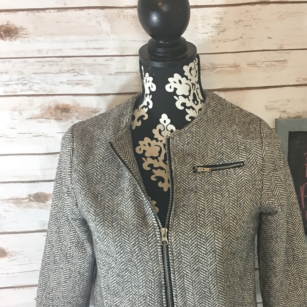 Ampers & Ave small crop blazer jacket