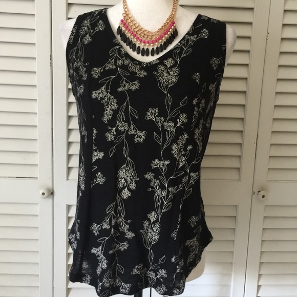 Old Navy Tops - Old Navy Tunic Size Small Petite