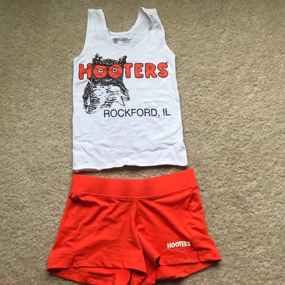 Hooters Uniform