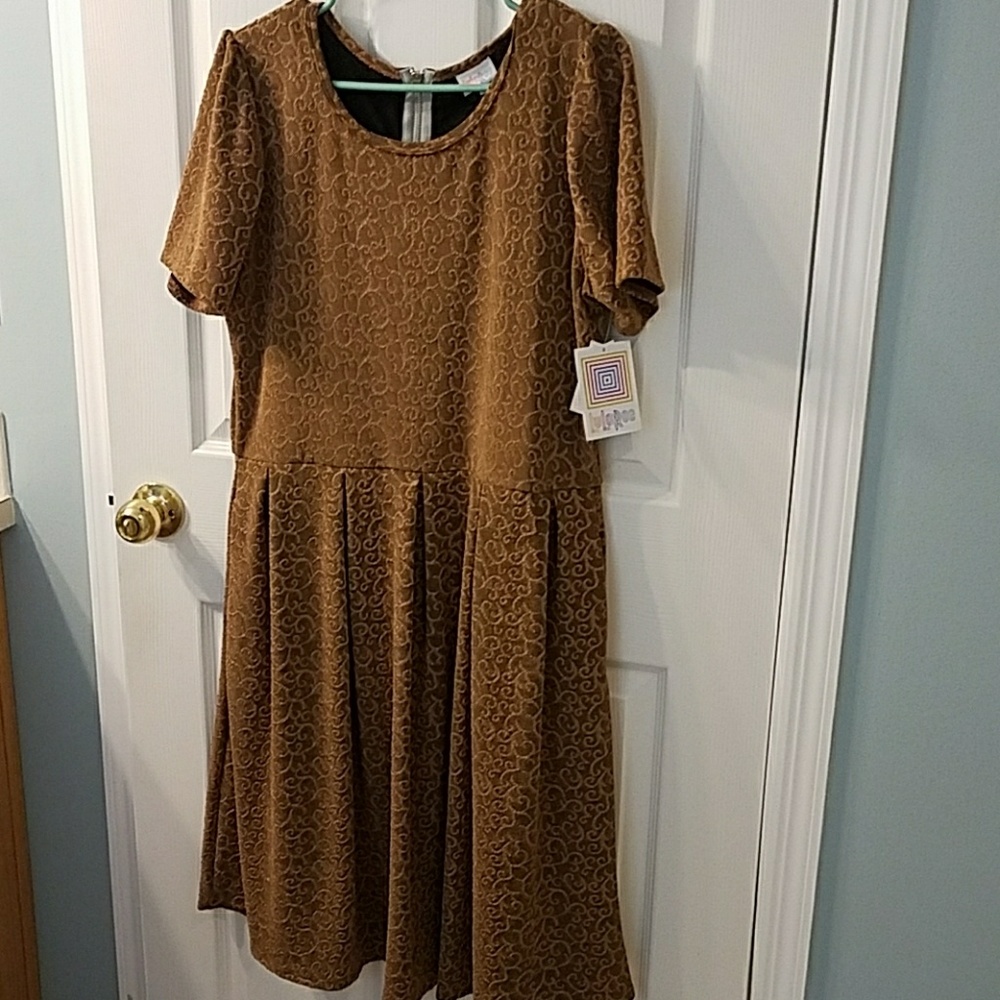 Lularoe Amelia