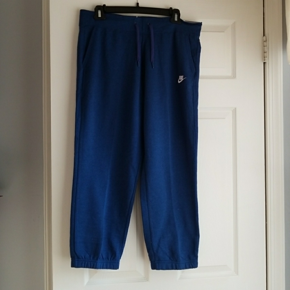 Nike Capri Joggers
