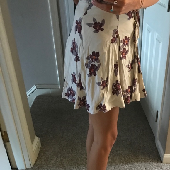Free People floral skirt, size 2 - Picture 8 of 8