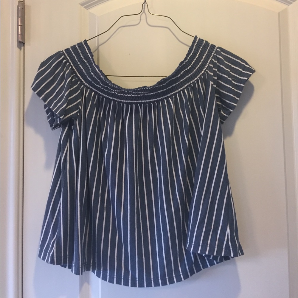 Off the shoulder AE top