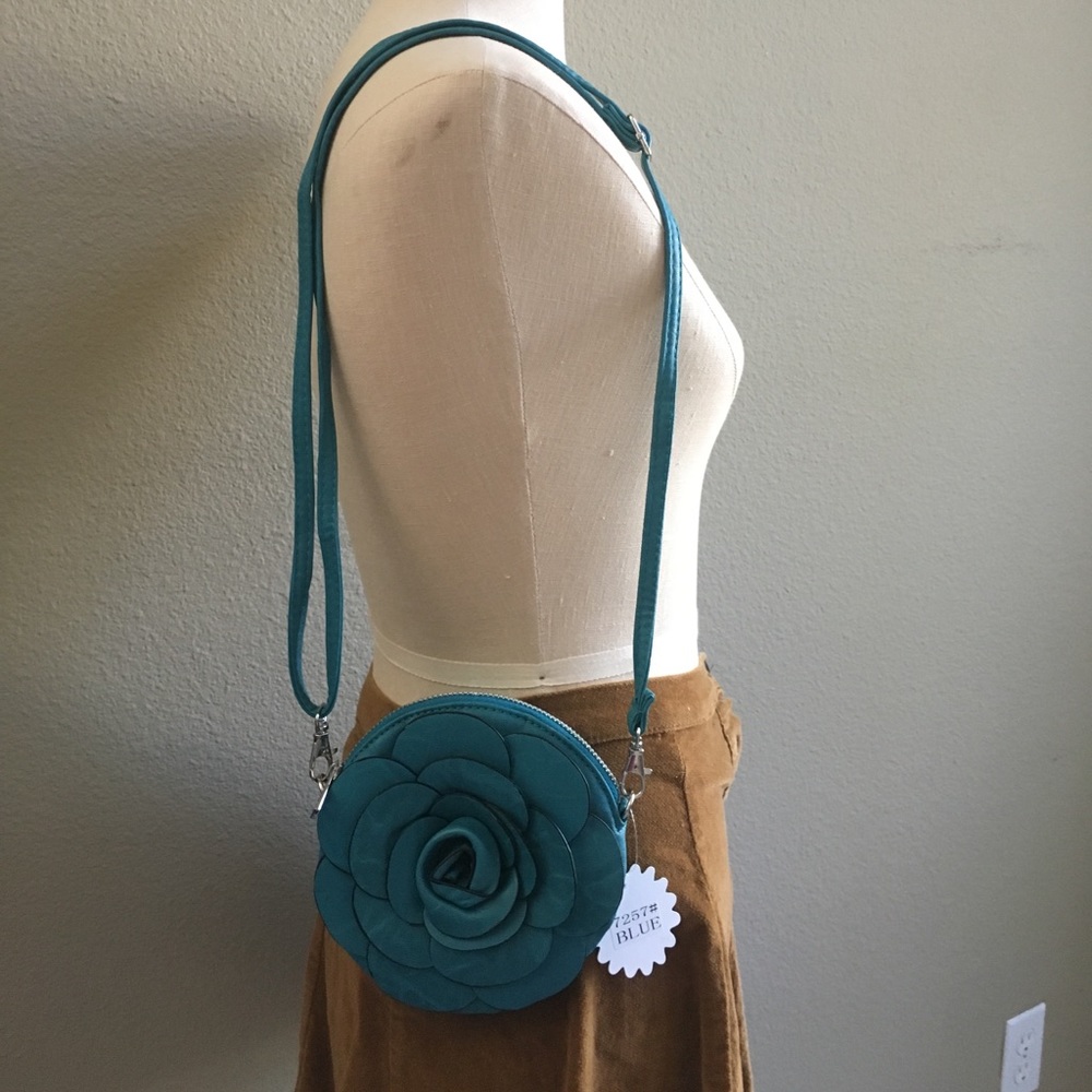 Cute leather flower purse