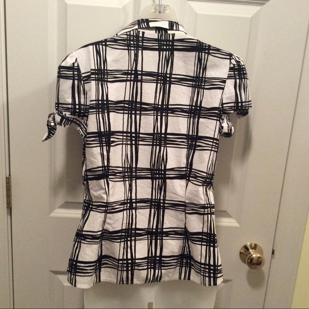 Blouse/Top - Picture 2 of 4