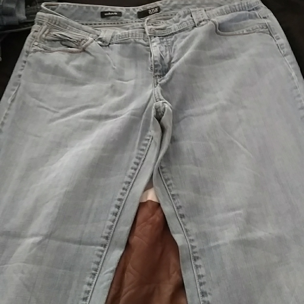 Awesome pair of comfy jeans