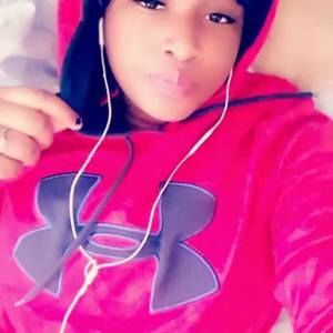 Meet your Posher, Nikki