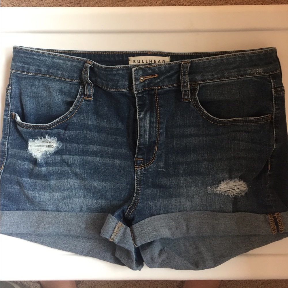 Bullhead denim stretch shorts size 30