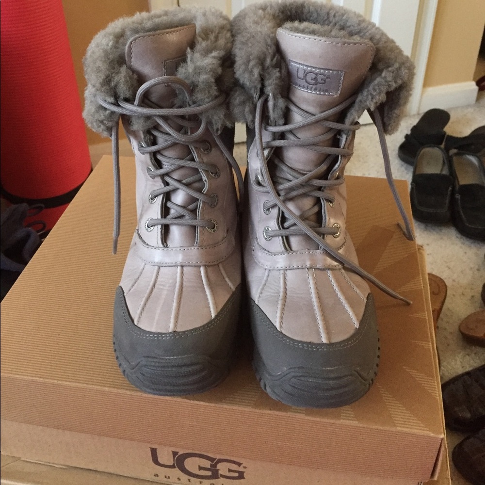 Authentic uggs in great condition
