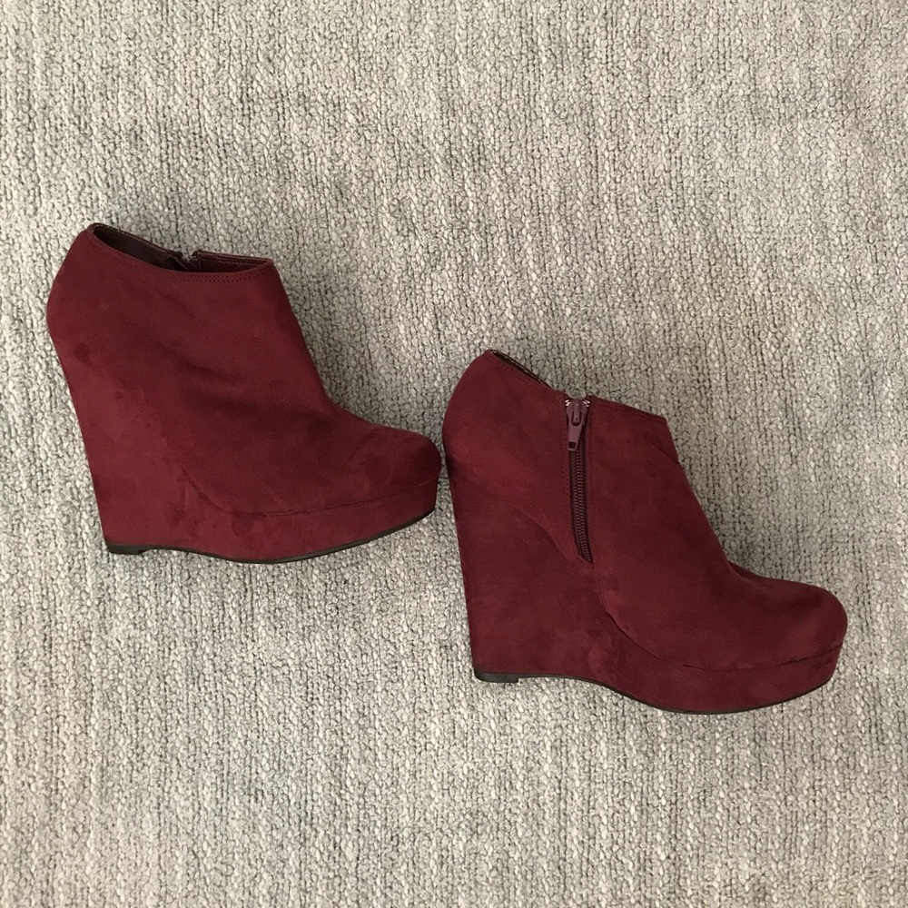 Booties/Wedges