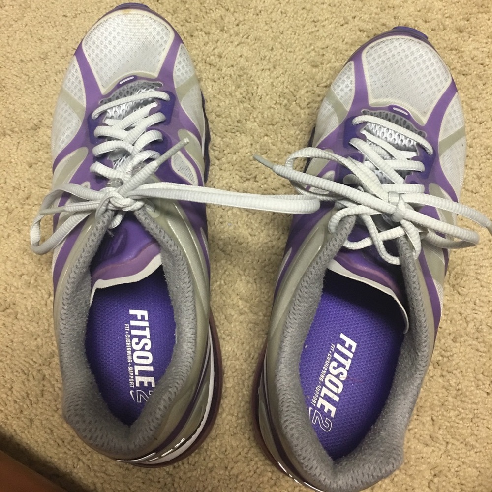 Nike Air Max tennis shoes