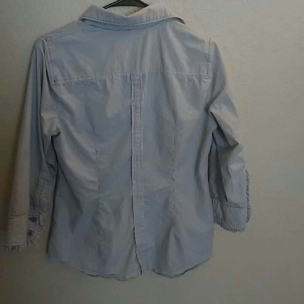 Button up Top - Picture 2 of 2