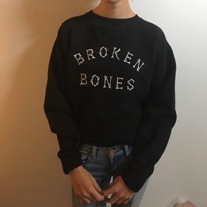 Brandy Melville cropped sweater