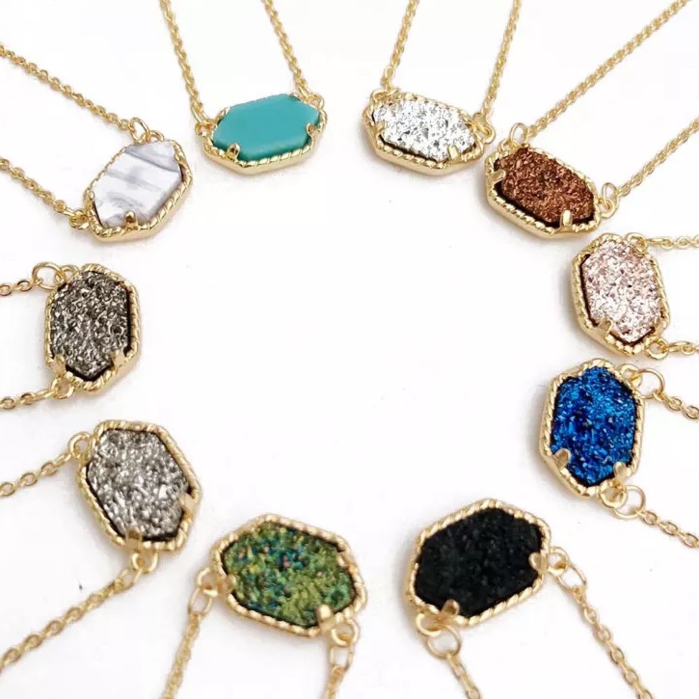 Drusy Elisa style pendant necklace with gold chain - Picture 1 of 8