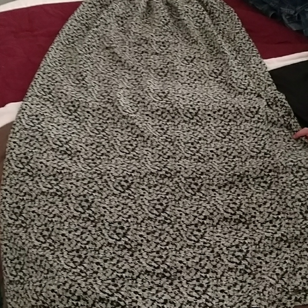 Beautiful long skirt for comfort in the office