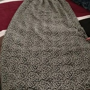 Beautiful long skirt for comfort in the office