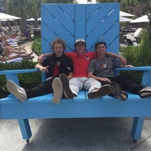 Meet your Posher, Johnny