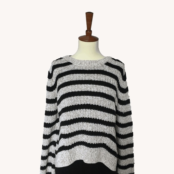 Kensie Sweaters - Chucky Sweater Kensie Sweaters - Chucky Sweater