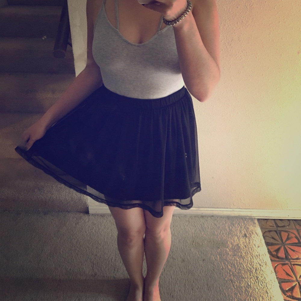 Black flowey skirt