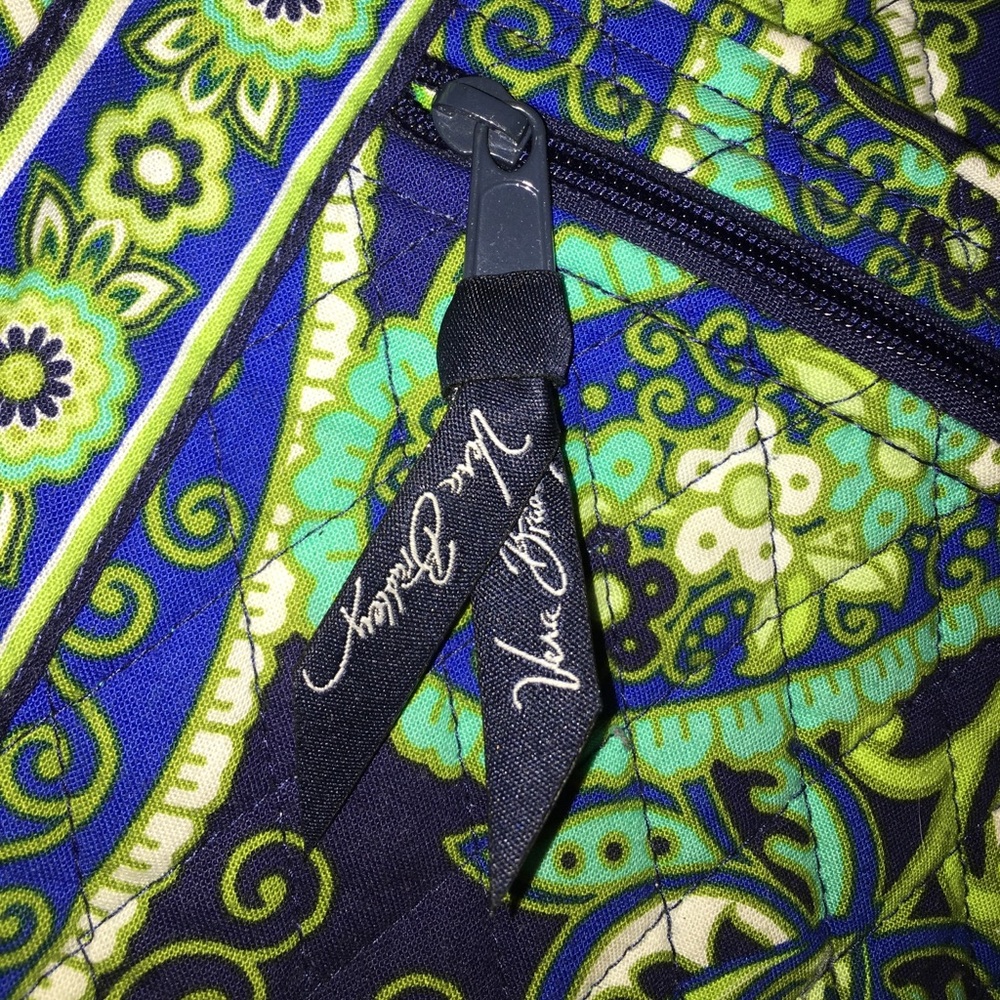never-used Vera Bradley purse
