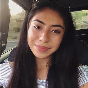 Meet your Posher, Rachell