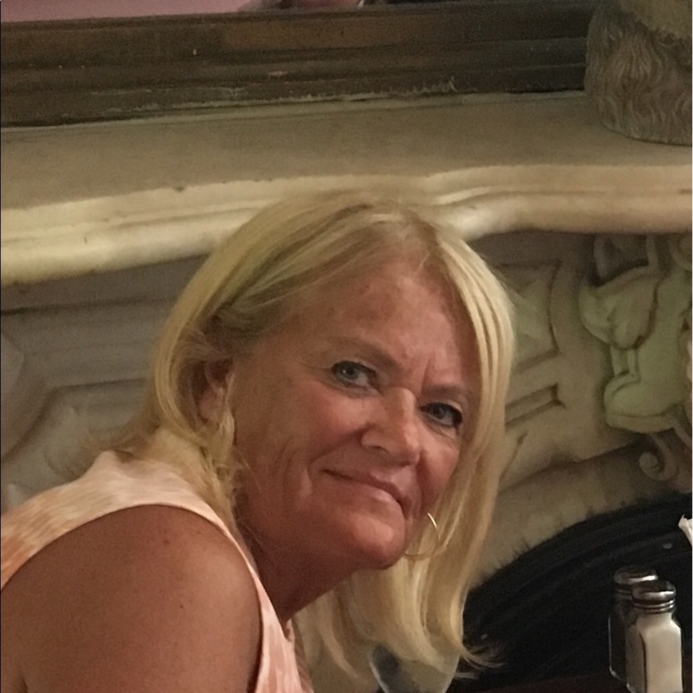 Meet your Posher, Denise