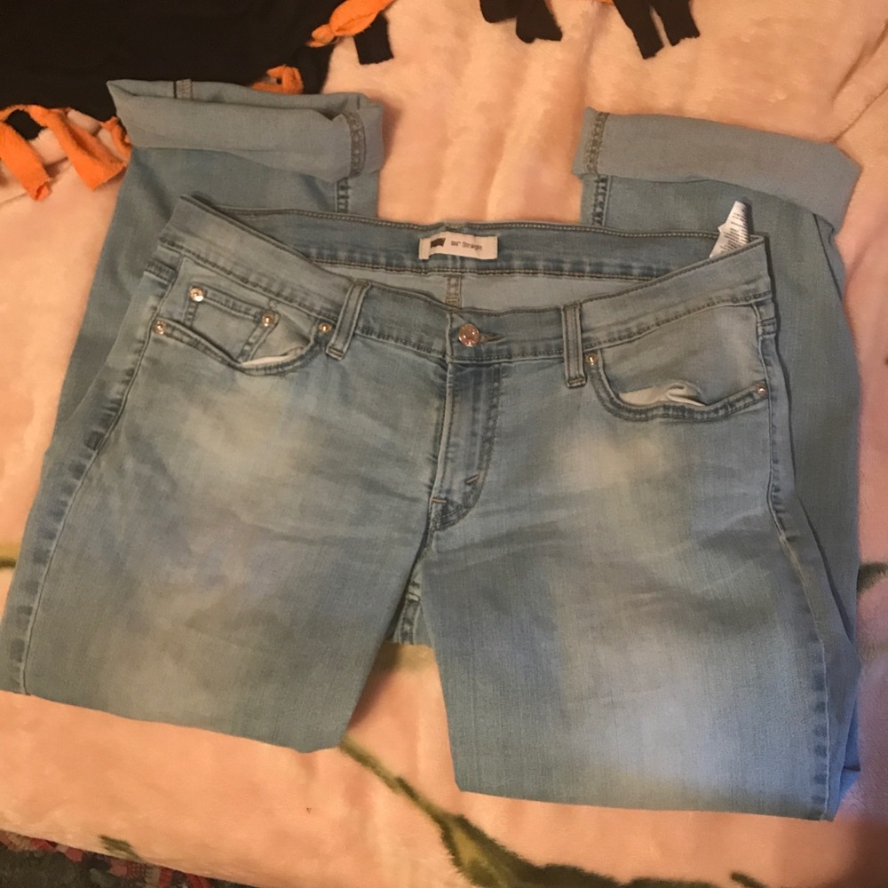 Levi’s: 524 Straight Jeans