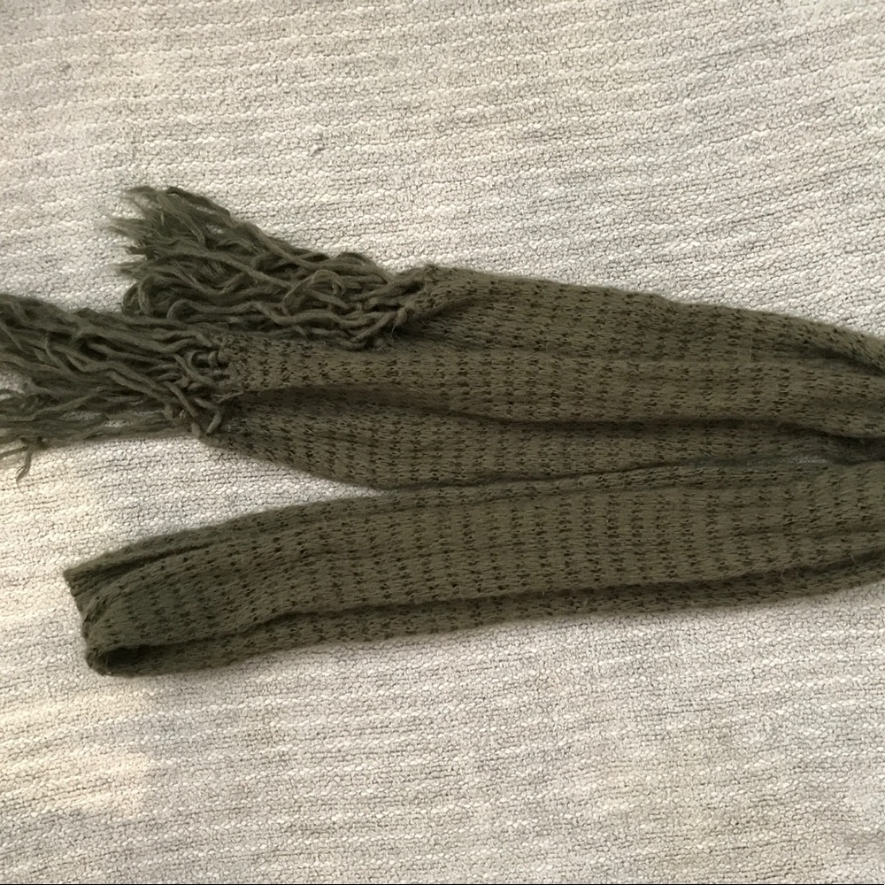 Green Scarf