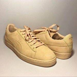 Tan Puma Suede Classics Men's Size: US 9.5 NWOT