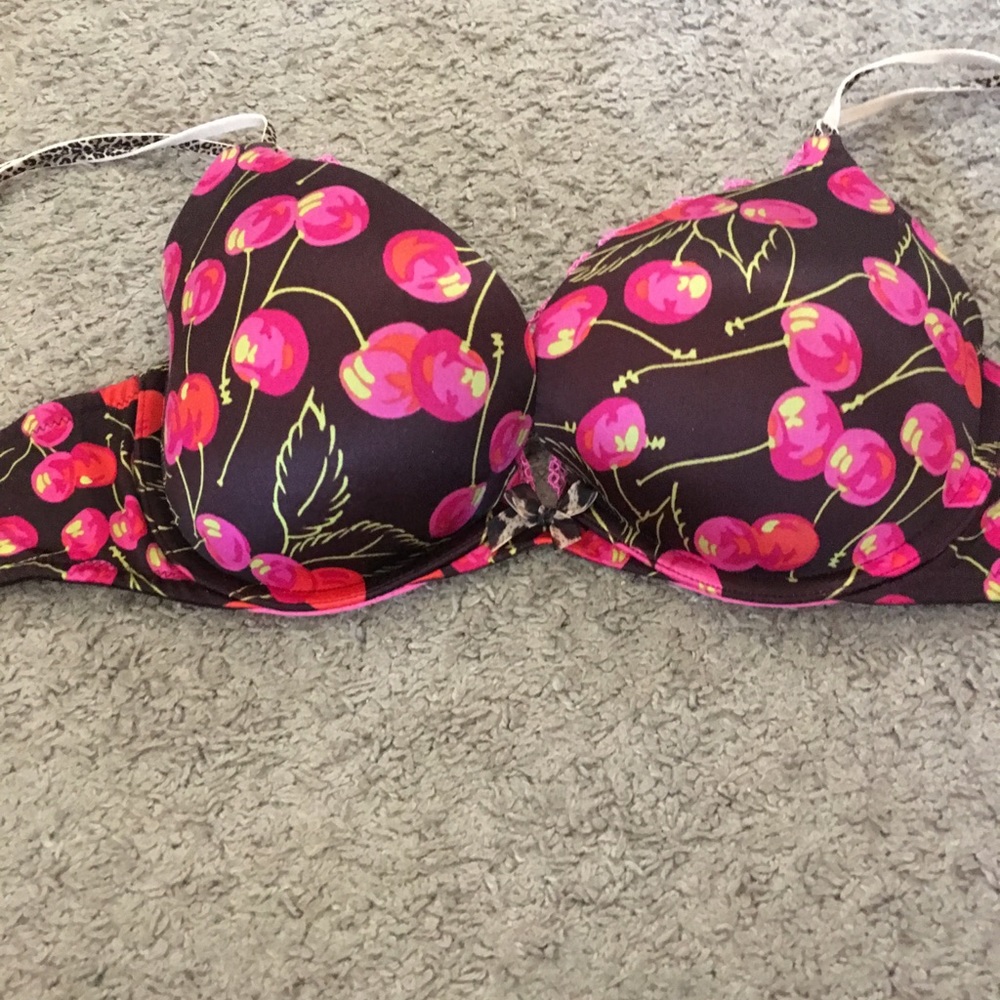 Victoria Secret Bra