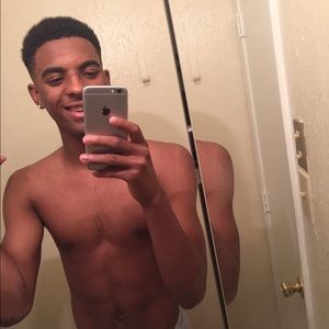 Meet your Posher, Deomonta