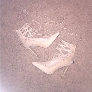 🎊🎉HOST PICK🎉🎊 Zigi Soho heels