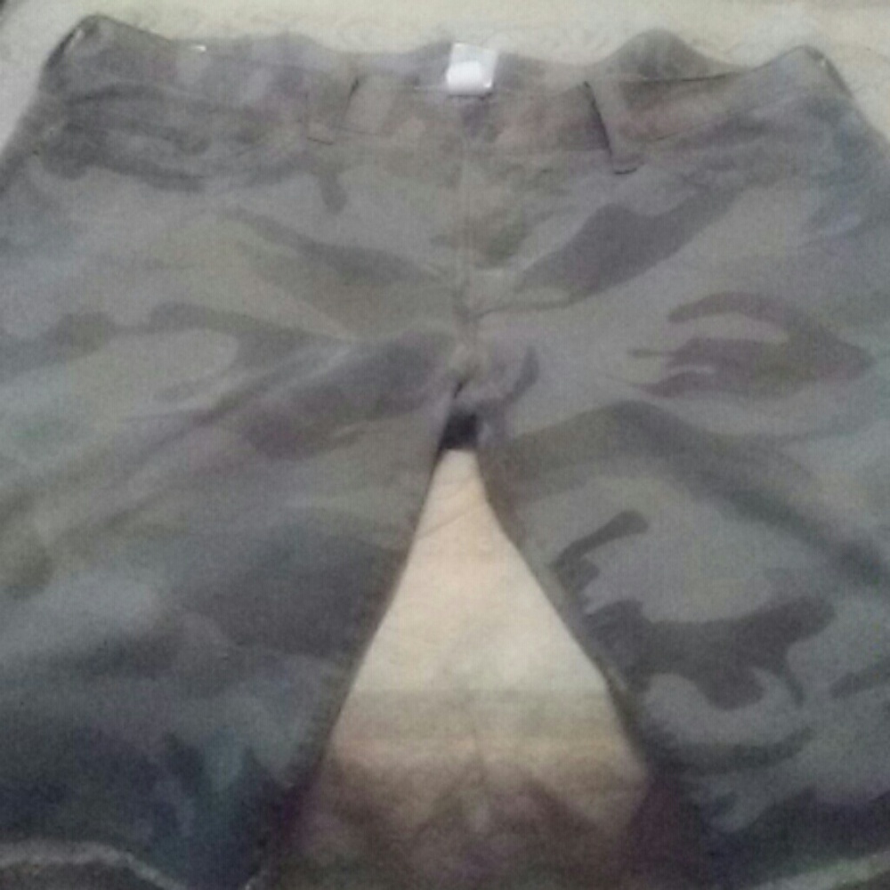 Fatigue true religion shorts