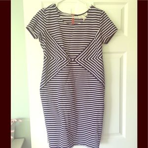 Jessica Simpson Maternity dress